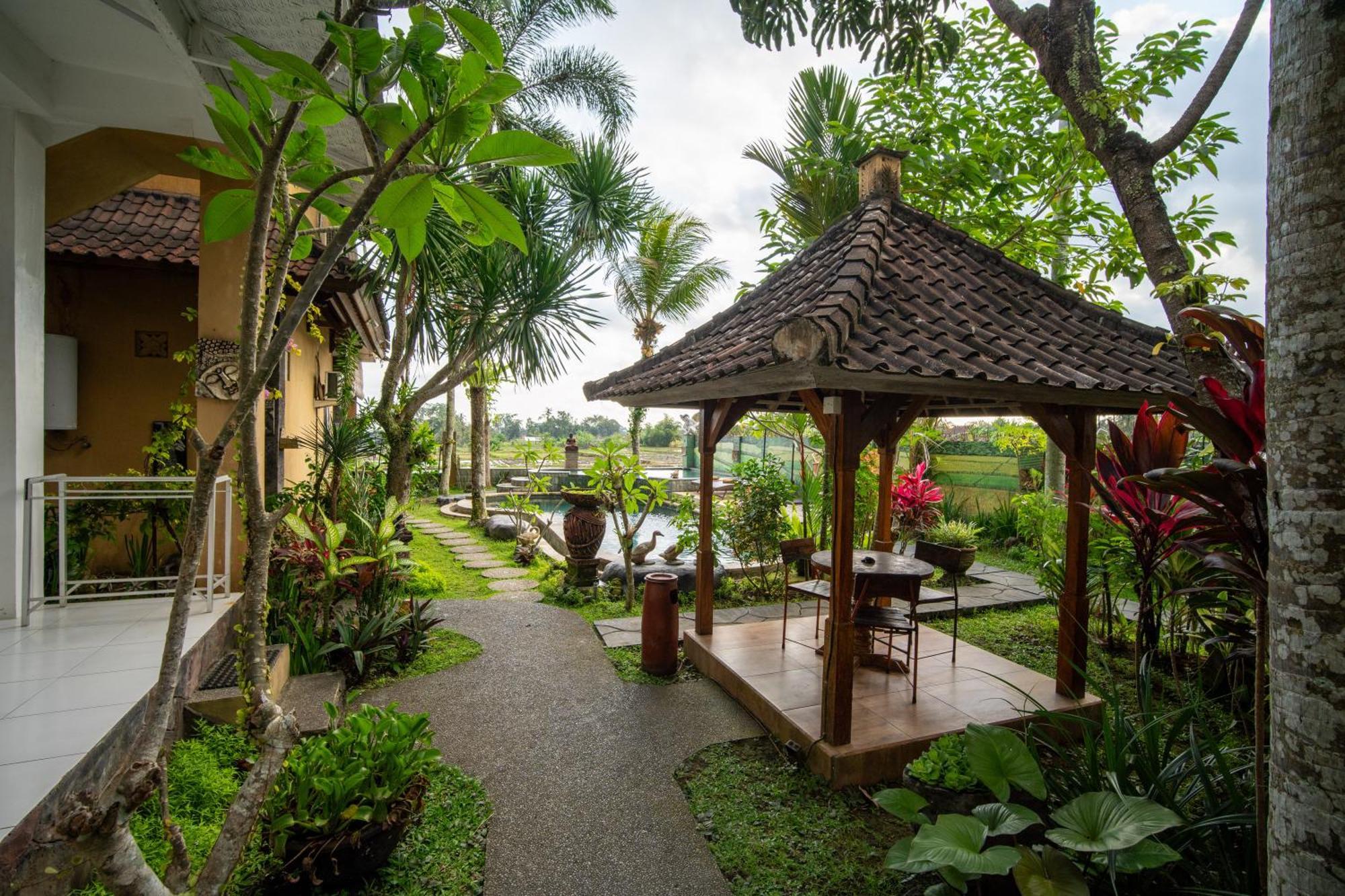 Kubu Sari Ubud Extérieur photo